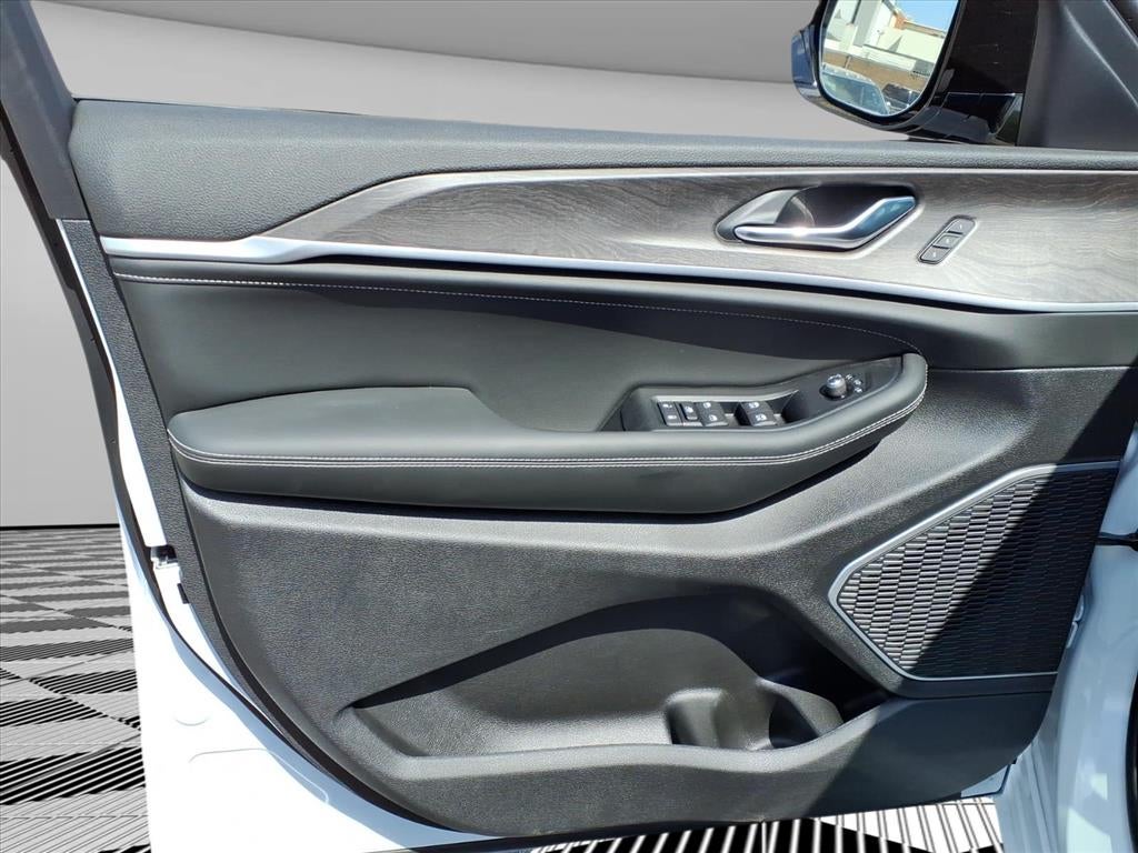 2026 Jeep Grand Cherokee GRAND CHEROKEE L LIMITED RESERVE 4X4