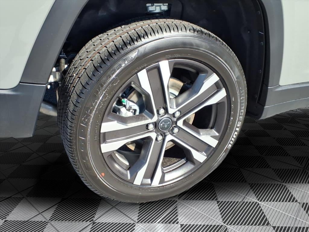 2027 Jeep Grand Cherokee GRAND CHEROKEE L LIMITED 4X4