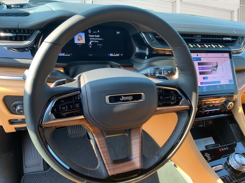 2025 Jeep Grand Cherokee GRAND CHEROKEE L SUMMIT RESERVE 4X4