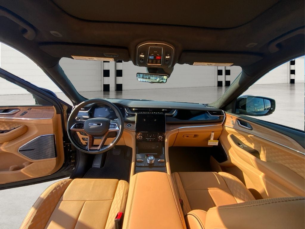 2025 Jeep Grand Cherokee GRAND CHEROKEE L SUMMIT RESERVE 4X4