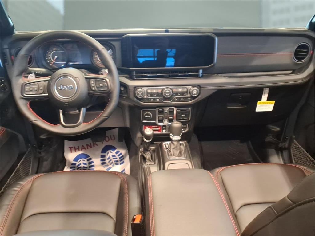 2026 Jeep Wrangler WRANGLER 4-DOOR MOAB 392