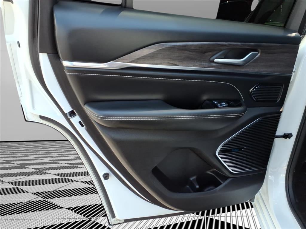 2023 Jeep Grand Cherokee 4xe Overland