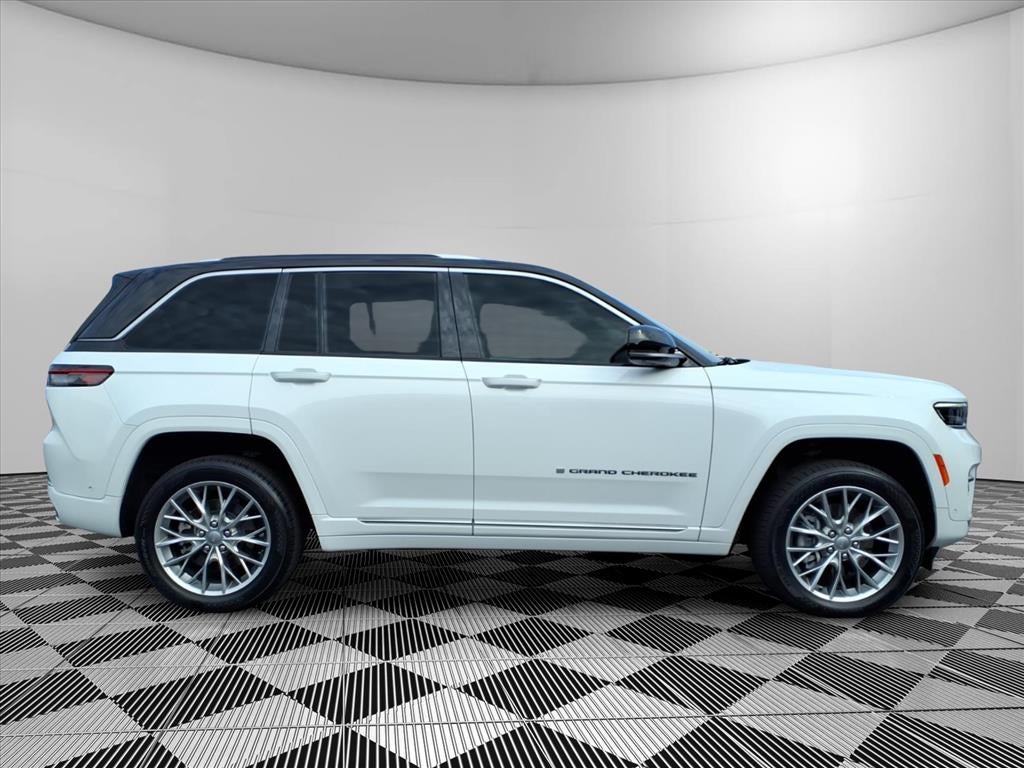 2022 Jeep Grand Cherokee 4xe Summit 4x4