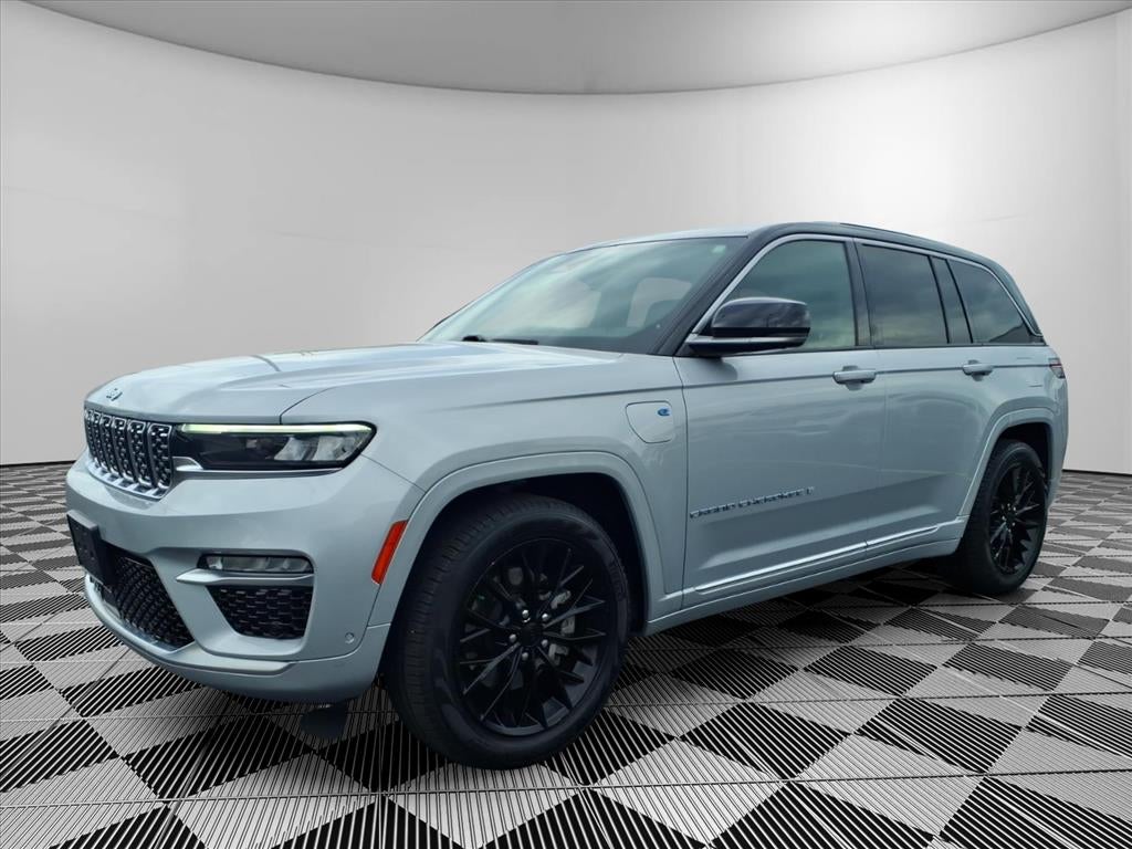 2022 Jeep Grand Cherokee 4xe Summit 4x4