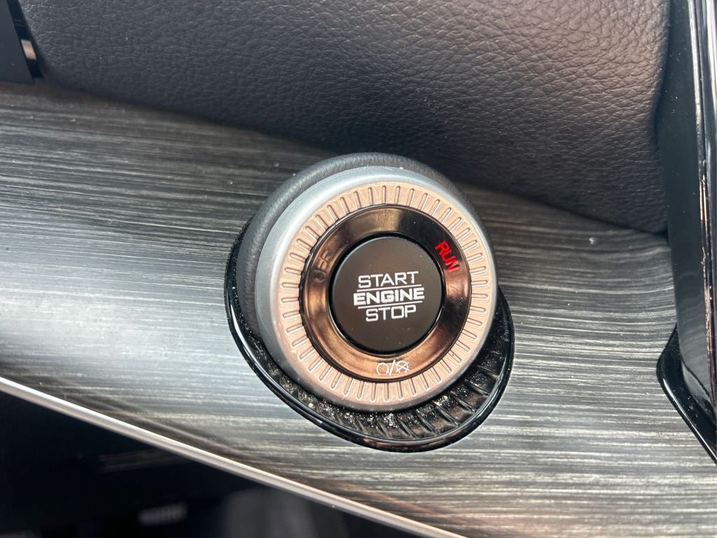 2023 Jeep Wagoneer L Series III