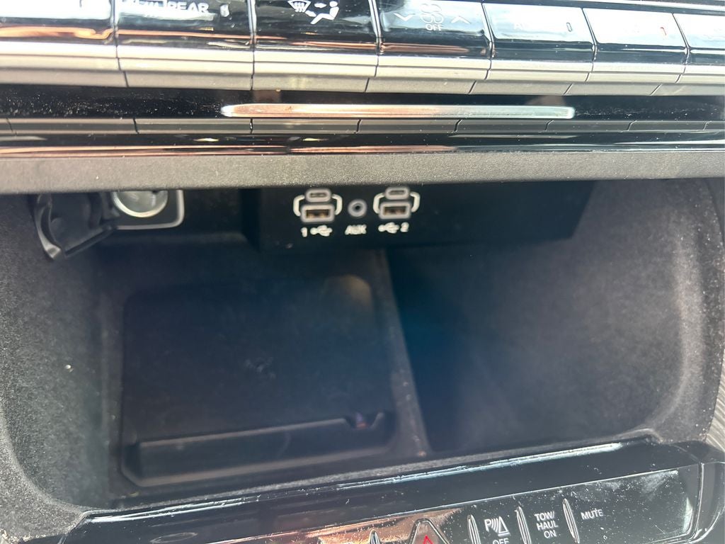 2023 Jeep Wagoneer L Series III