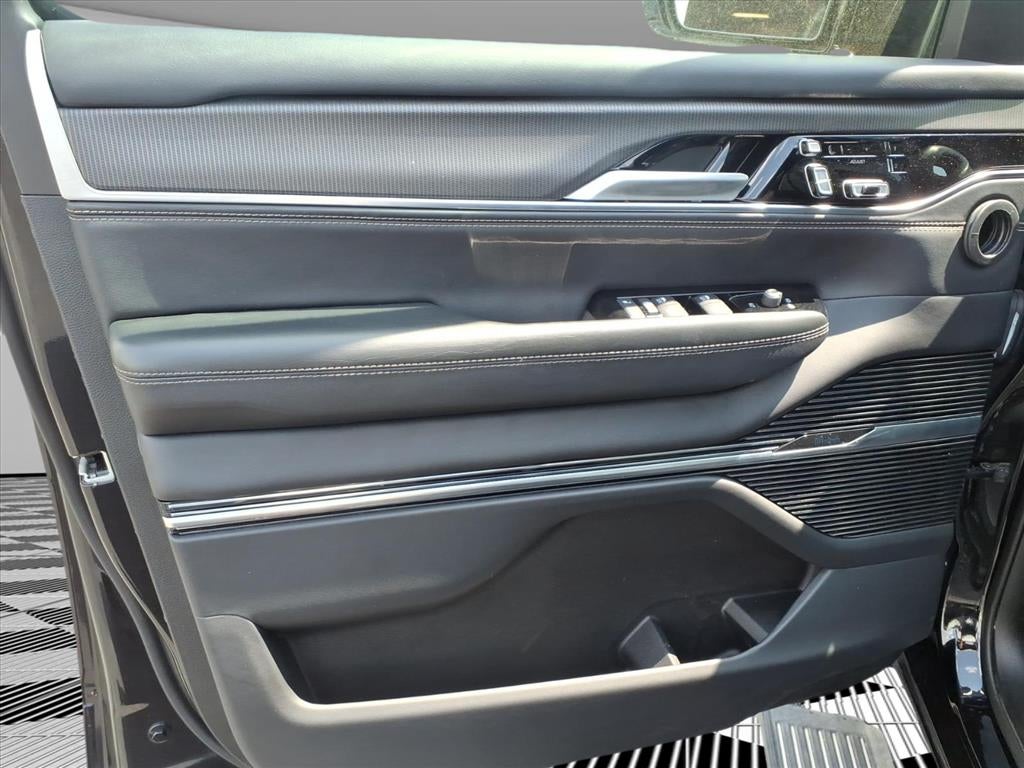 2024 Jeep Grand Wagoneer L Series II 4x4