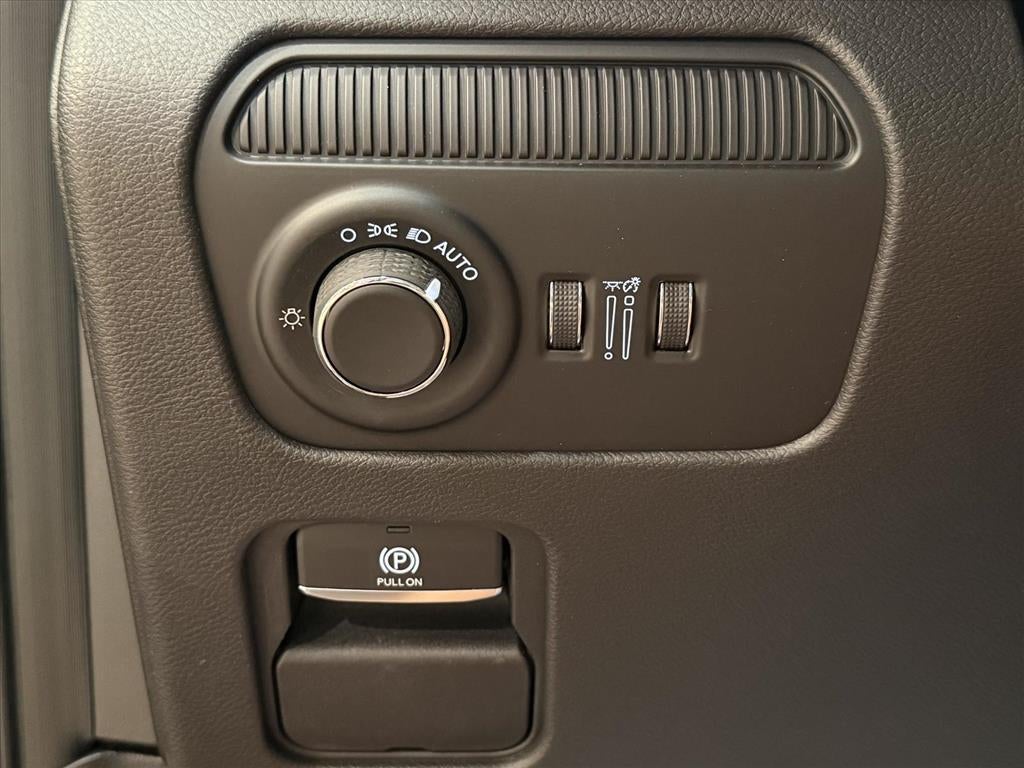 2026 Jeep Grand Wagoneer GRAND WAGONEER LIMITED RESERVE 4X4