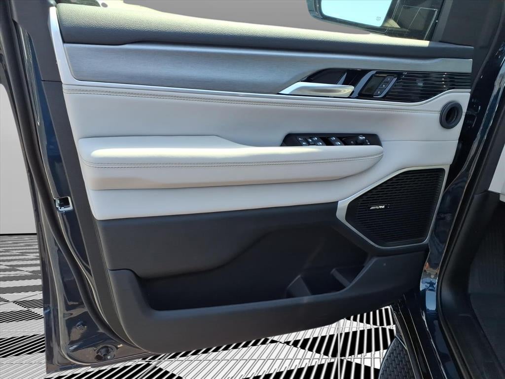 2026 Jeep Grand Wagoneer GRAND WAGONEER LIMITED ALTITUDE 4X4