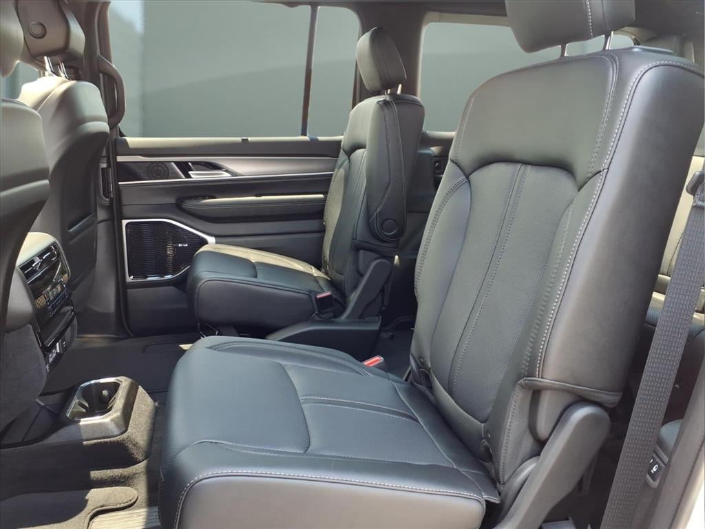 2026 Jeep Grand Wagoneer GRAND WAGONEER LIMITED RESERVE 4X4