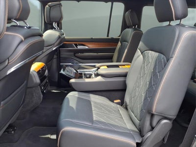 2023 Jeep Grand Wagoneer Series III 4x4