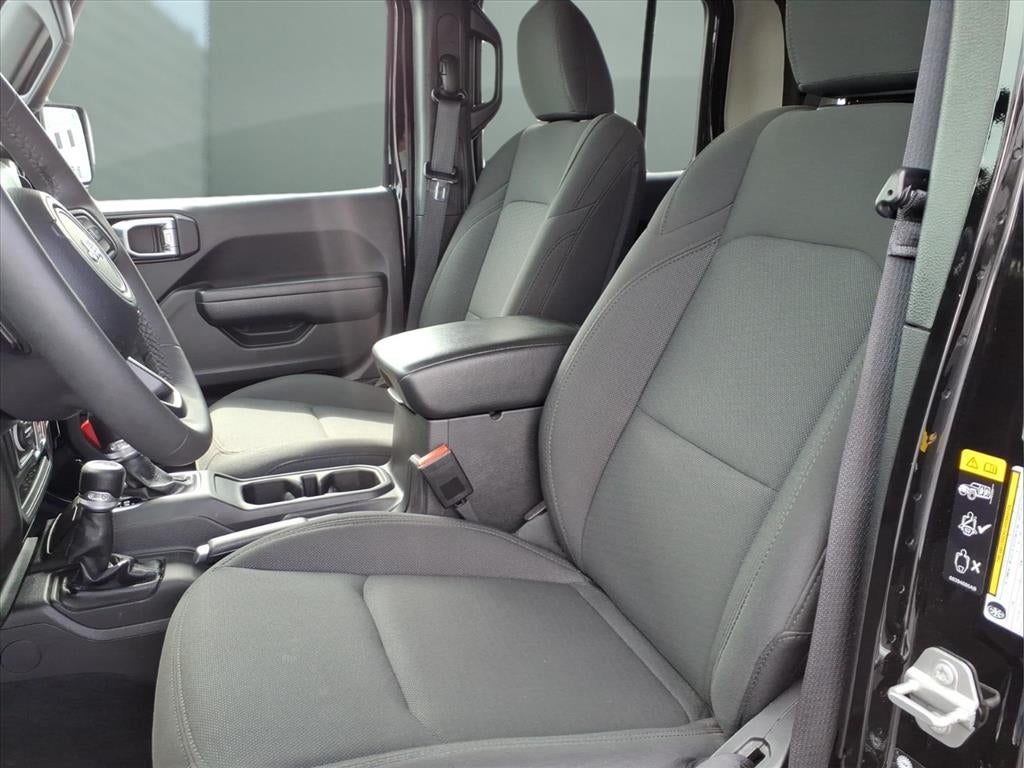 2023 Jeep Gladiator Sport S 4x4