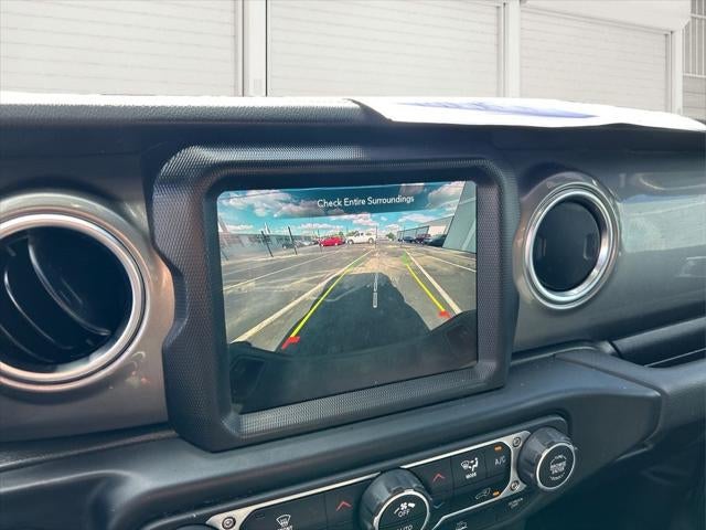 2022 Jeep Gladiator Overland 4x4