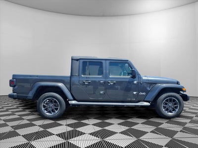 2022 Jeep Gladiator Overland 4x4