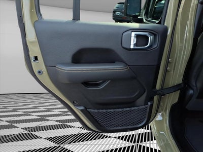 2026 Jeep Gladiator GLADIATOR SAHARA 4X4