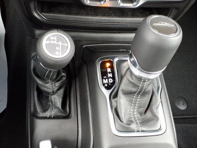 2026 Jeep Gladiator GLADIATOR SAHARA 4X4