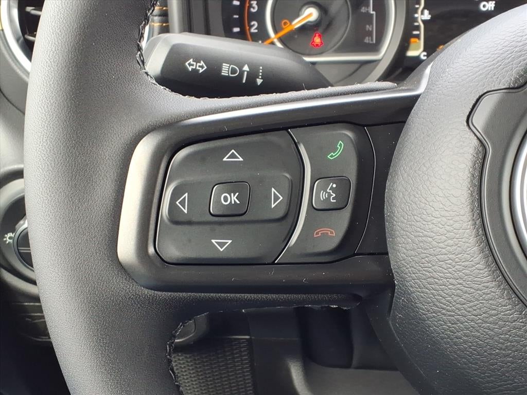 2026 Jeep Gladiator GLADIATOR SAHARA 4X4