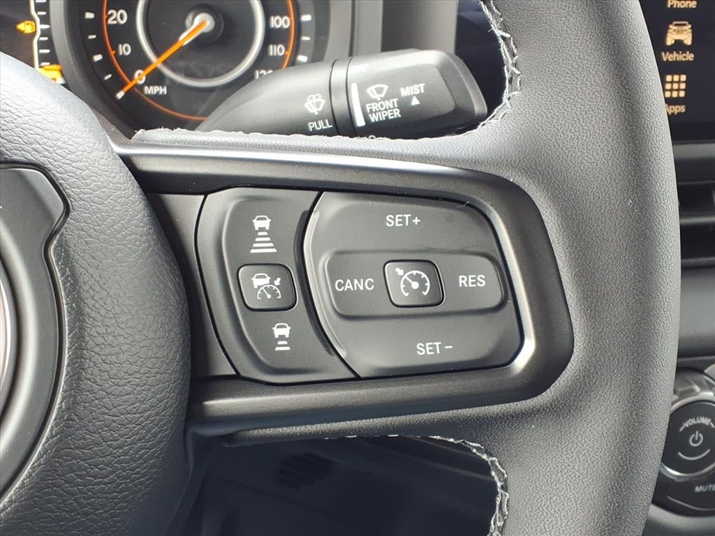 2026 Jeep Gladiator GLADIATOR SAHARA 4X4