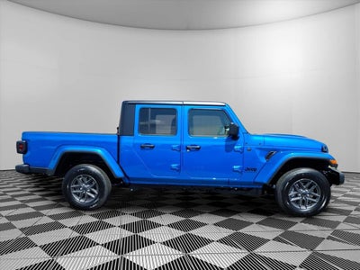 2026 Jeep Gladiator GLADIATOR SPORT S 4X4