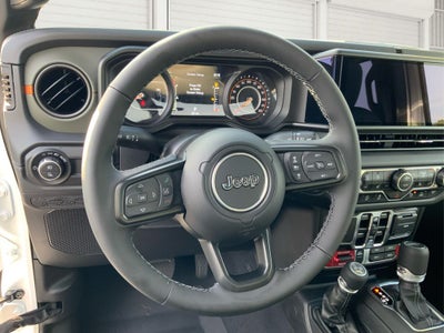 2025 Jeep Gladiator GLADIATOR MOJAVE X 4X4