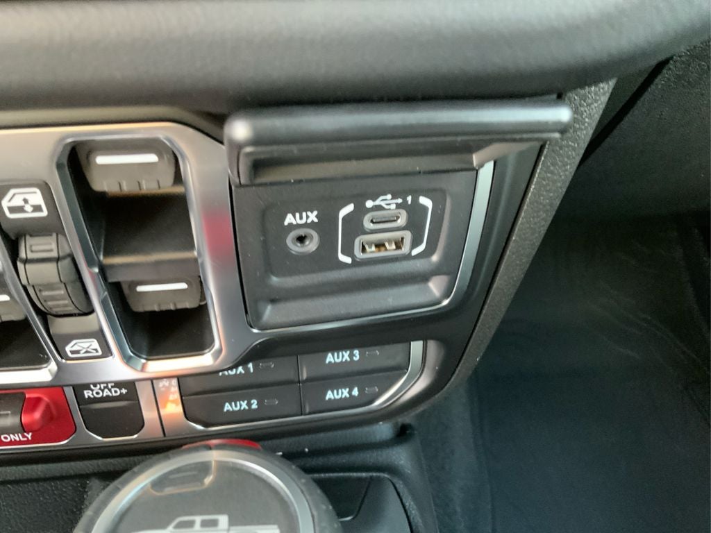 2025 Jeep Gladiator GLADIATOR MOJAVE X 4X4