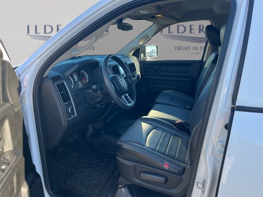 2022 RAM 1500 Classic Tradesman Quad Cab 4x4 6'4' Box