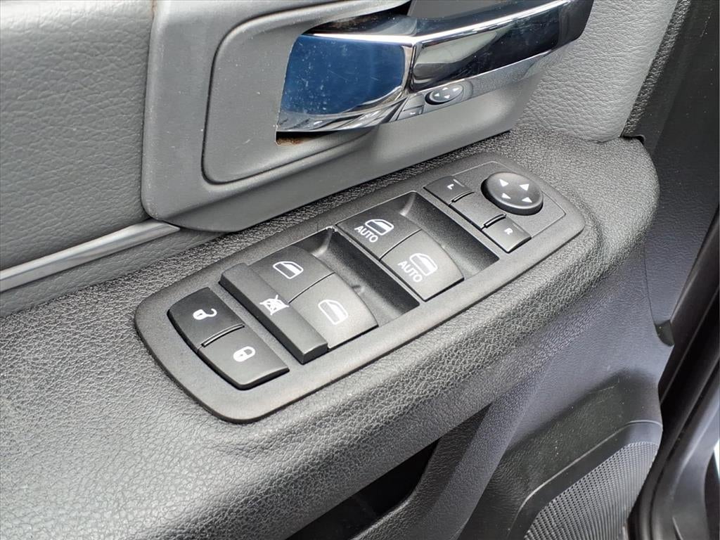2024 RAM 1500 Classic SLT Quad Cab 4x4 6'4' Box