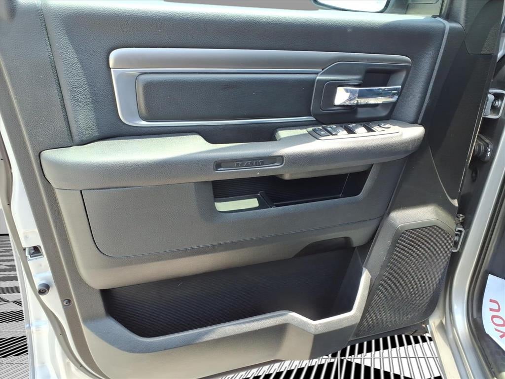 2021 RAM 1500 Classic Warlock Quad Cab 4x4 6'4' Box