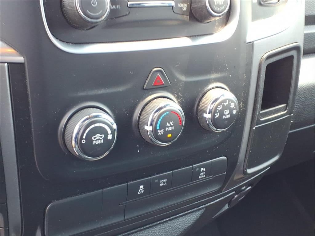 2021 RAM 1500 Classic Warlock Quad Cab 4x4 6'4' Box