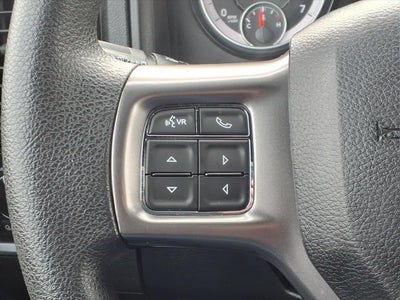 2024 RAM 1500 Classic Warlock Crew Cab 4x4 5'7' Box