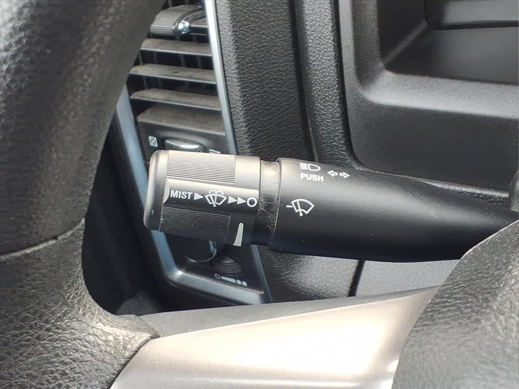 2024 RAM 1500 Classic Warlock Crew Cab 4x4 5'7' Box