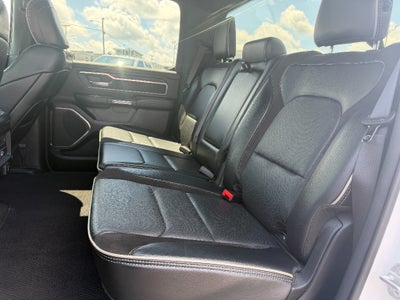 2024 RAM 1500 Laramie Crew Cab 4x2 5'7' Box