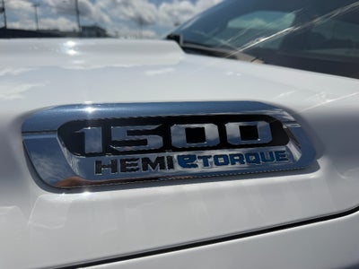 2024 RAM 1500 Laramie Crew Cab 4x2 5'7' Box