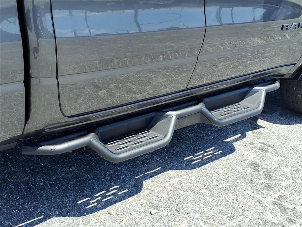 2022 RAM 1500 Big Horn Quad Cab 4x4 6'4' Box