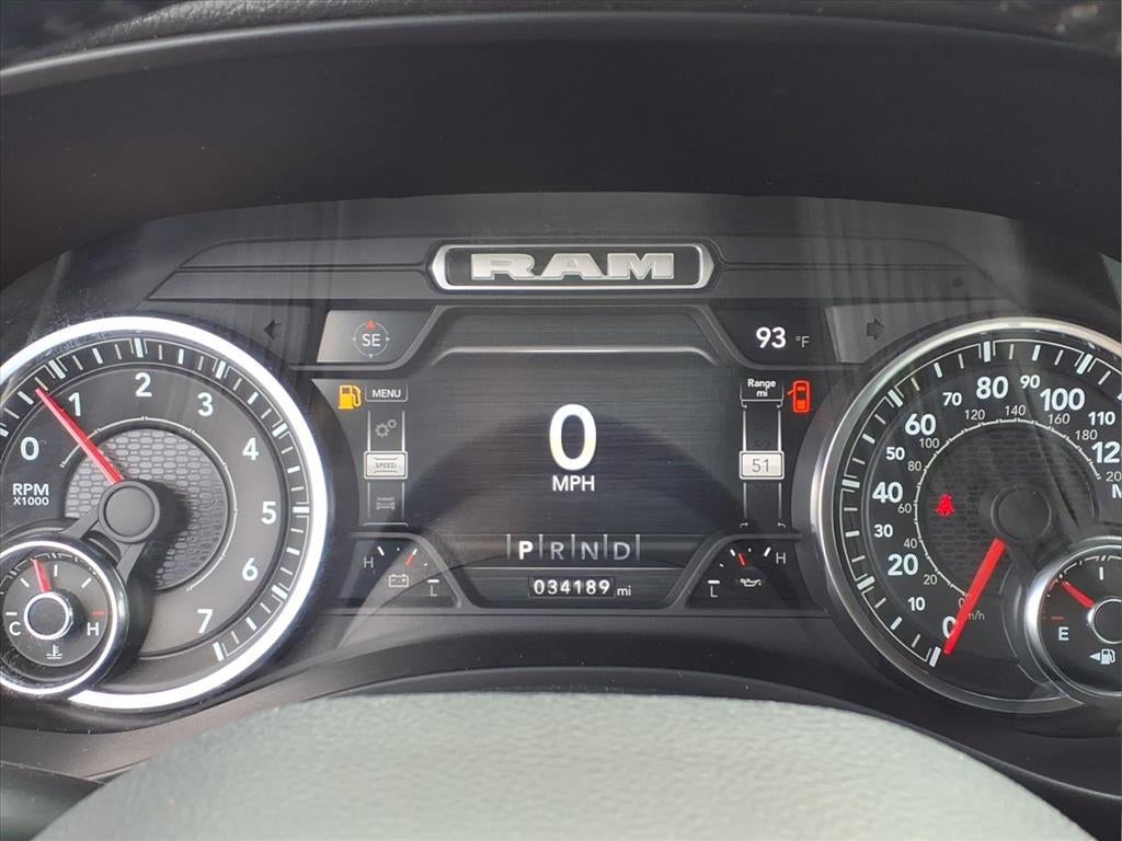 2022 RAM 1500 Big Horn Quad Cab 4x4 6'4' Box