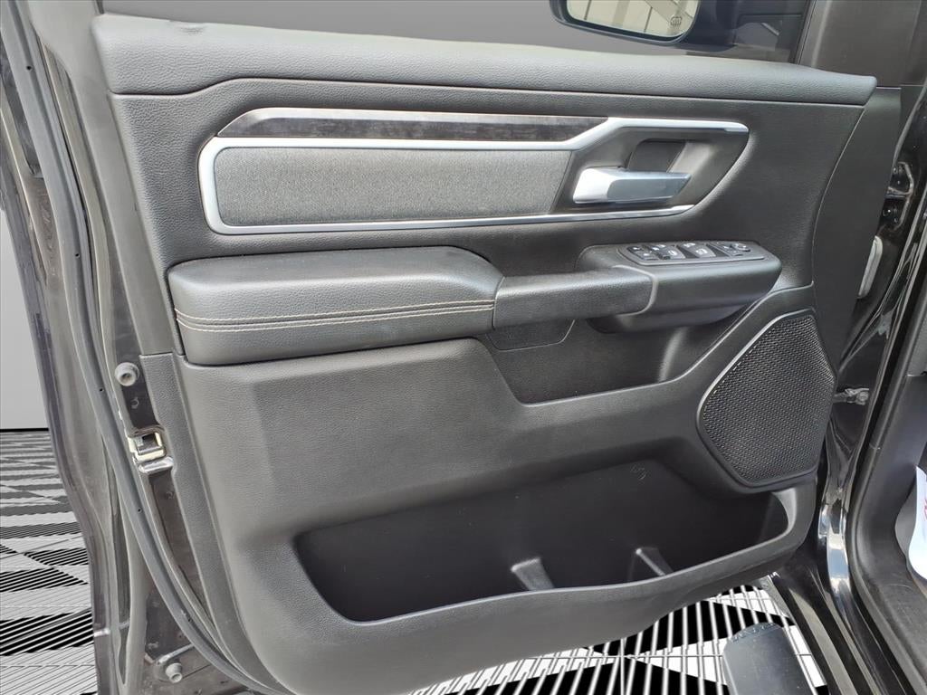 2022 RAM 1500 Big Horn Quad Cab 4x4 6'4' Box