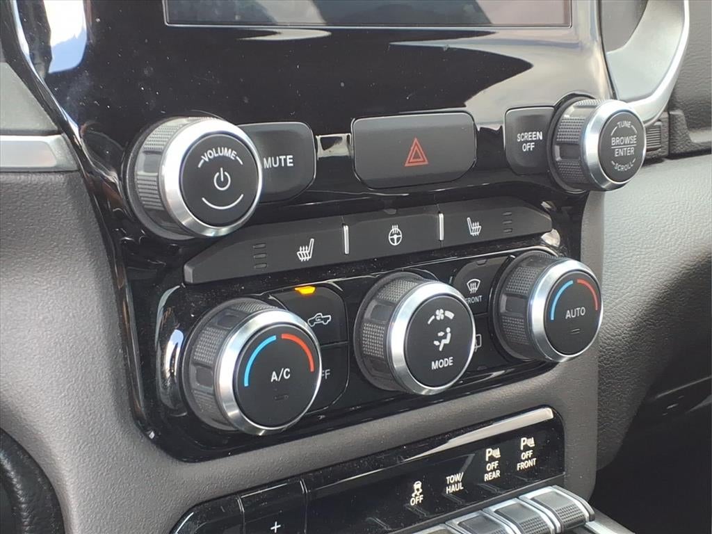 2022 RAM 1500 Big Horn Quad Cab 4x4 6'4' Box