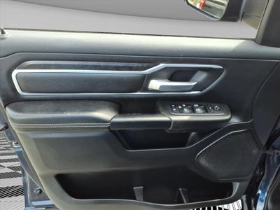 2022 RAM 1500 Big Horn Crew Cab 4x4 5'7' Box