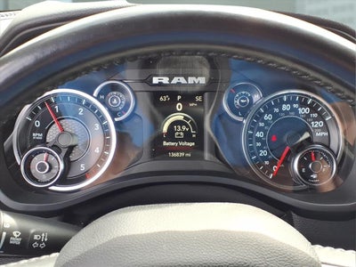 2022 RAM 1500 Big Horn Crew Cab 4x4 5'7' Box