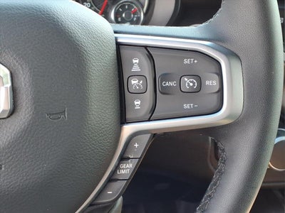 2025 RAM 1500 Big Horn Crew Cab 4x4 5'7' Box