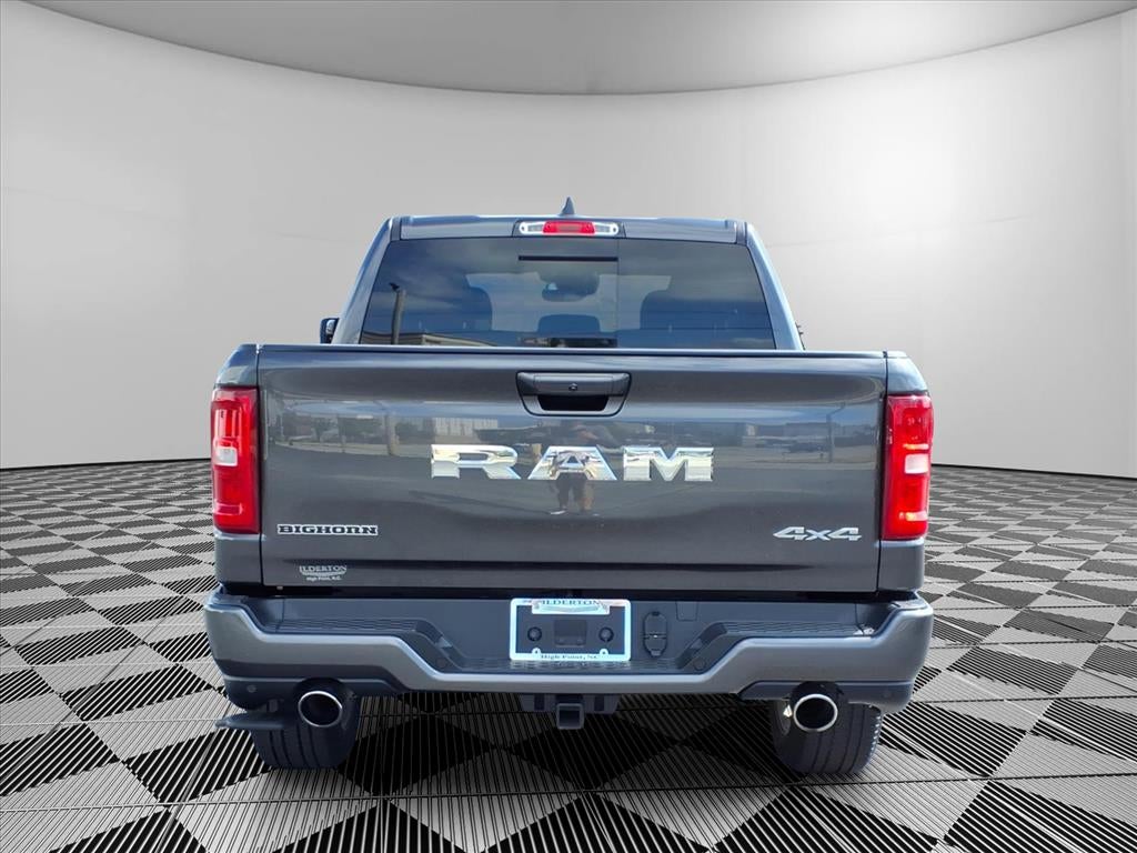2025 RAM 1500 Big Horn Crew Cab 4x4 5'7' Box