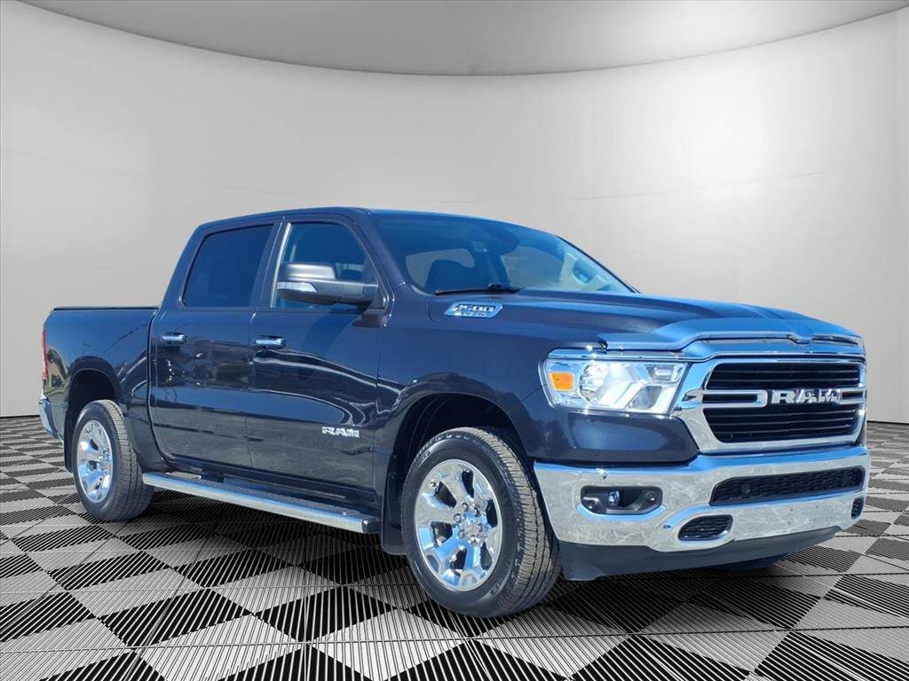 2020 RAM 1500 Big Horn Crew Cab 4x4 5'7' Box