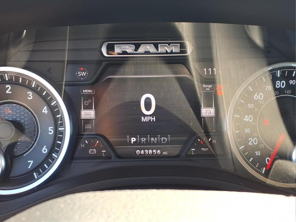 2020 RAM 1500 Big Horn Crew Cab 4x4 5'7' Box