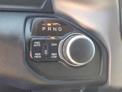 2020 RAM 1500 Big Horn Crew Cab 4x4 5'7' Box