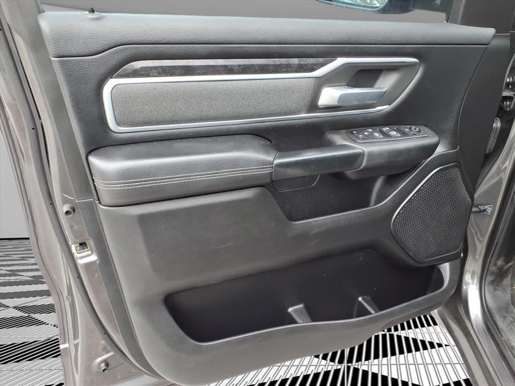 2021 RAM 1500 Big Horn Crew Cab 4x4 5'7' Box