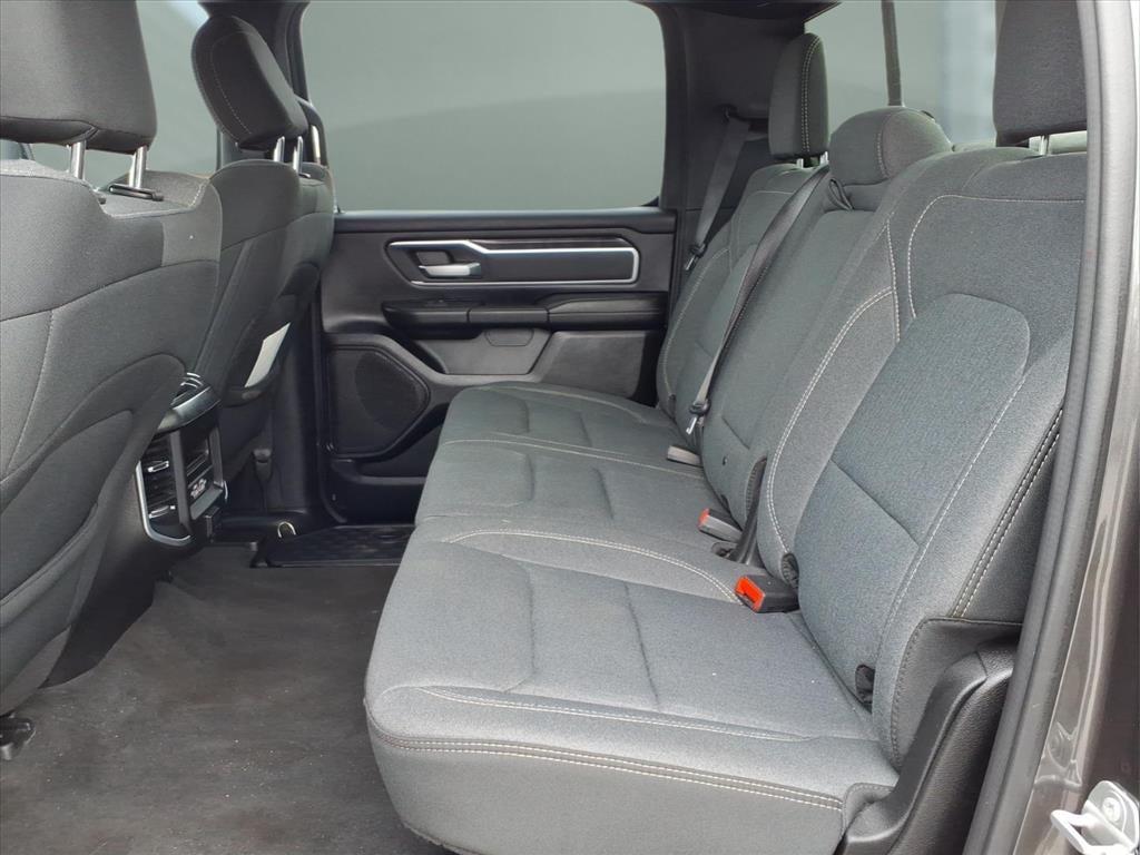 2021 RAM 1500 Big Horn Crew Cab 4x4 5'7' Box