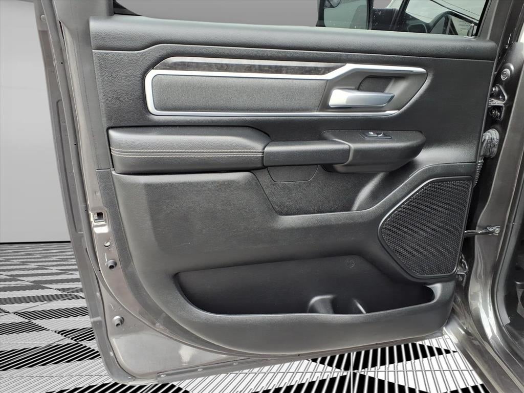 2021 RAM 1500 Big Horn Crew Cab 4x4 5'7' Box