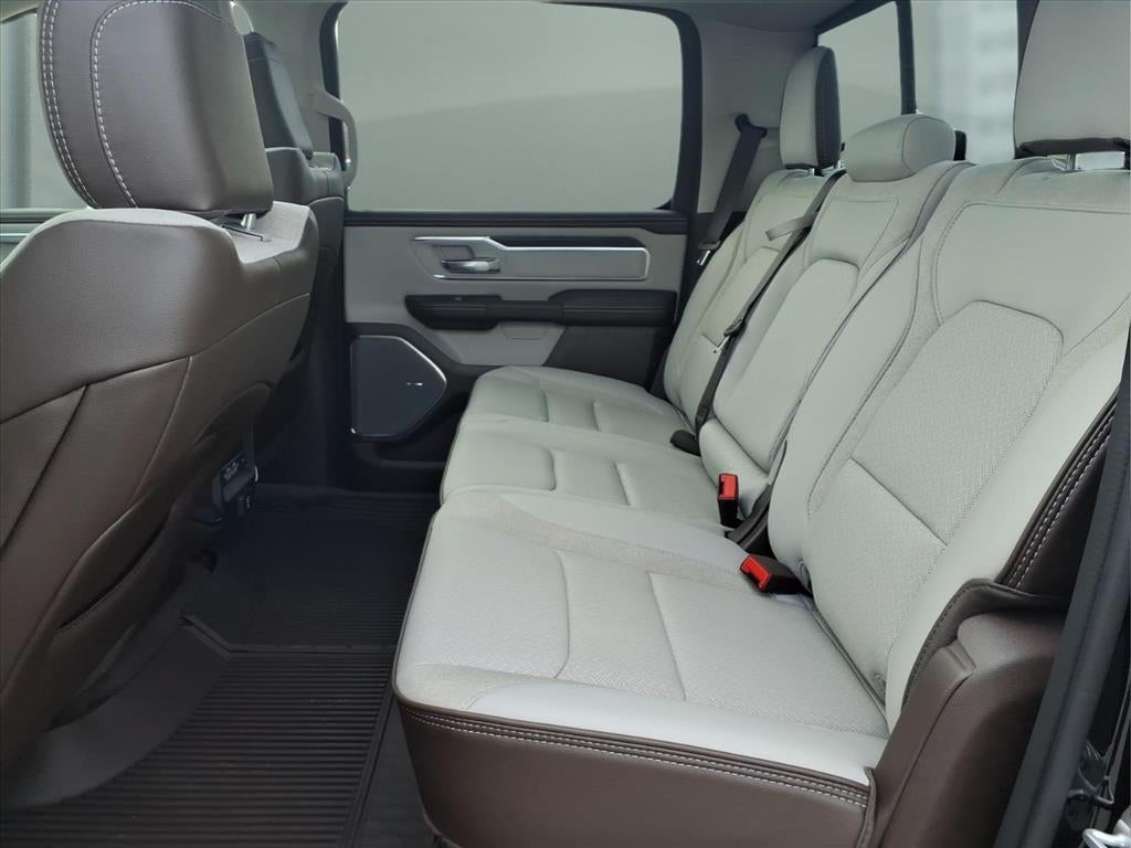 2025 RAM Ram 1500 RAM 1500 LARAMIE CREW CAB 4X4 5'7' BOX