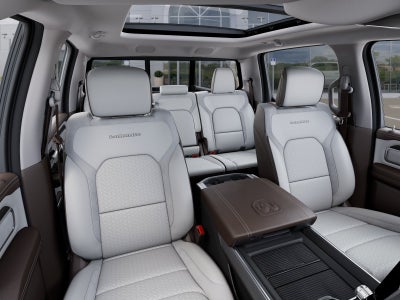 2025 RAM Ram 1500 RAM 1500 LARAMIE CREW CAB 4X4 5'7' BOX