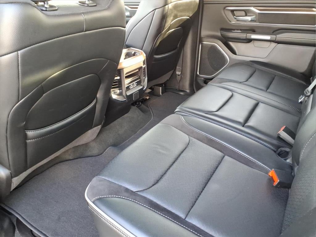 2022 RAM 1500 Laramie Crew Cab 4x4 5'7' Box